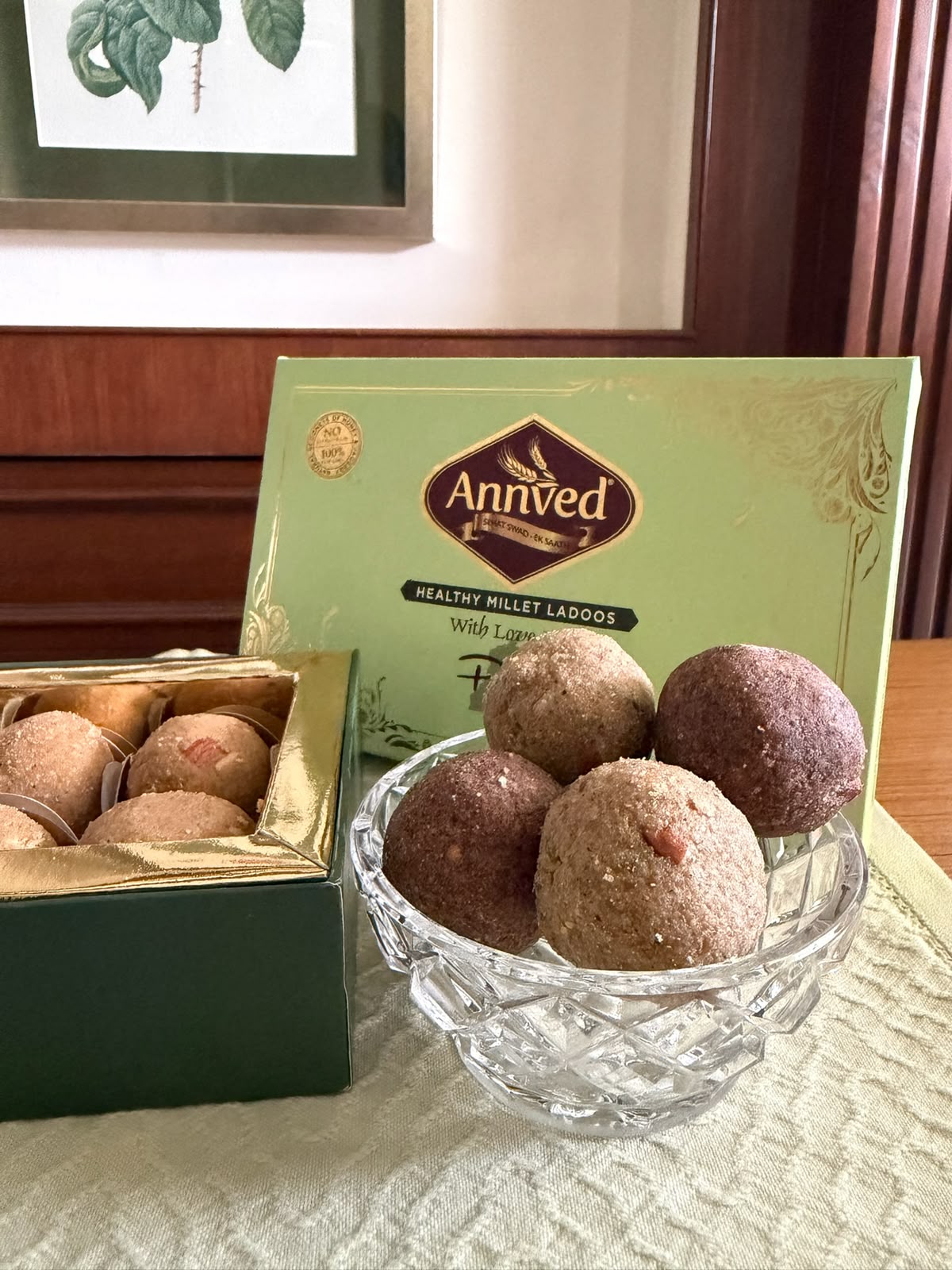 Annved Millet Jowar Ladoos, 8 Pieces and Made with Desi Ghee,  Honey and Jaggery, Cashews and Flax Seeds